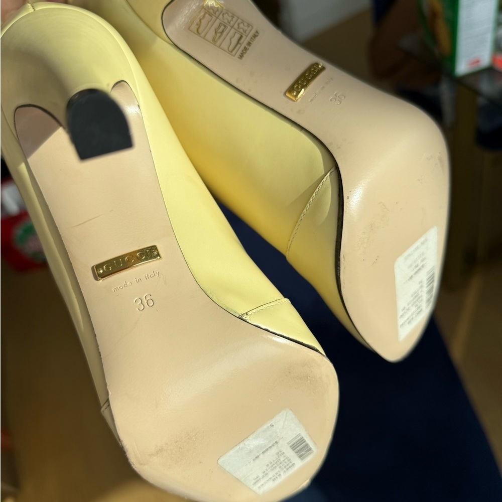 GUCCI Boots in Cream color - Picture 4 of 5